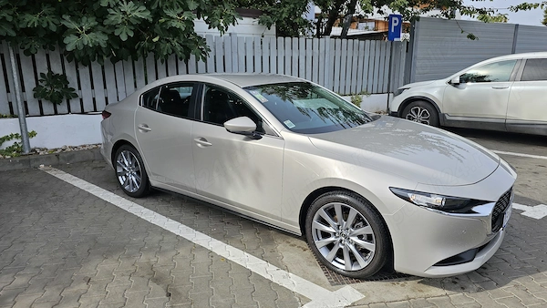 MAZDA 3 2023 — imagine 2