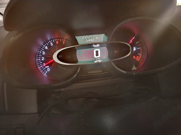 RENAULT Clio 2016 — imagine 3