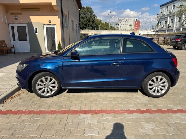 AUDI A1 2011 — imagine 4