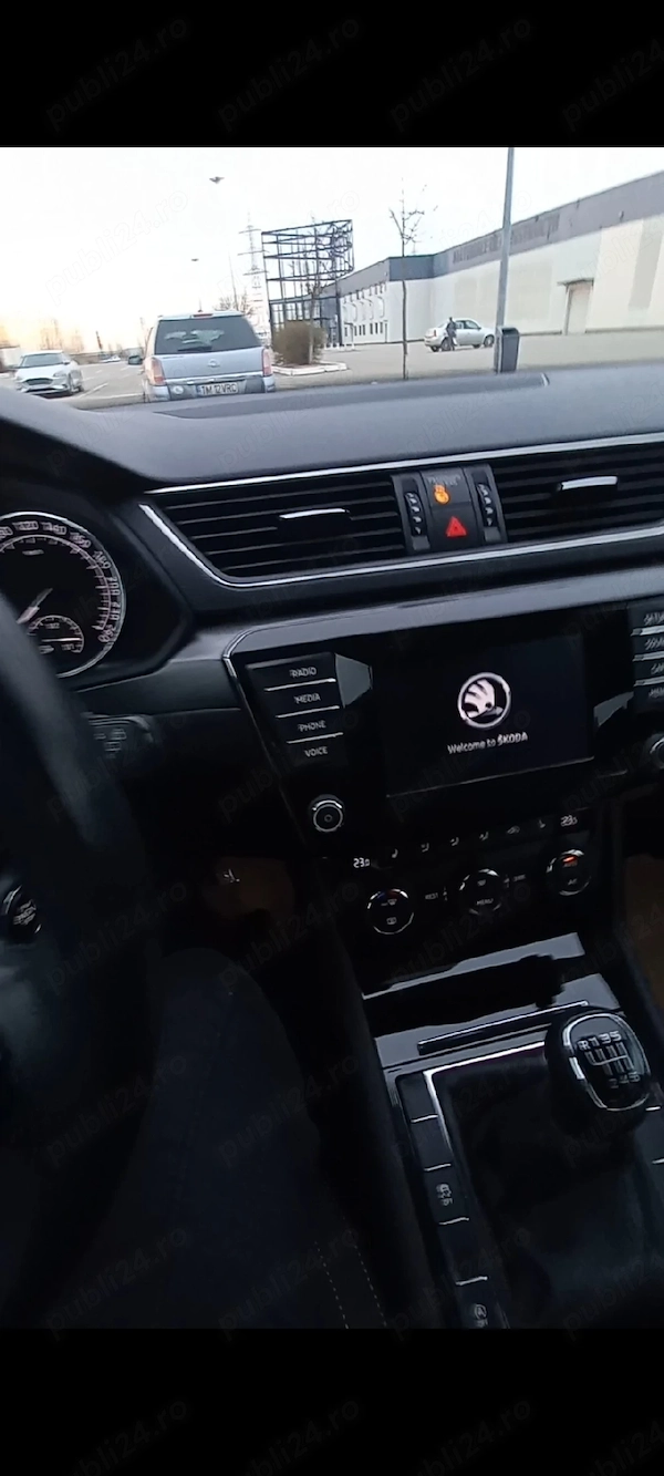 SKODA Superb 2016 — imagine 2