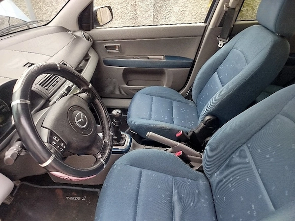 MAZDA 2 2005 — imagine 3