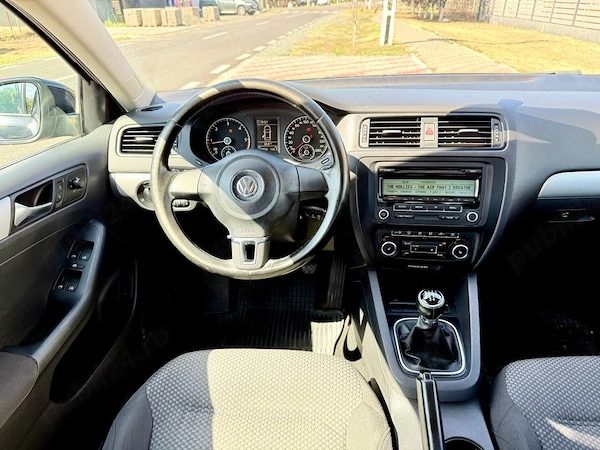 VOLKSWAGEN Jetta 2011 — imagine 6