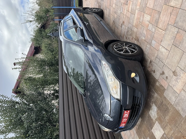 RENAULT Megane 2010 — imagine 1