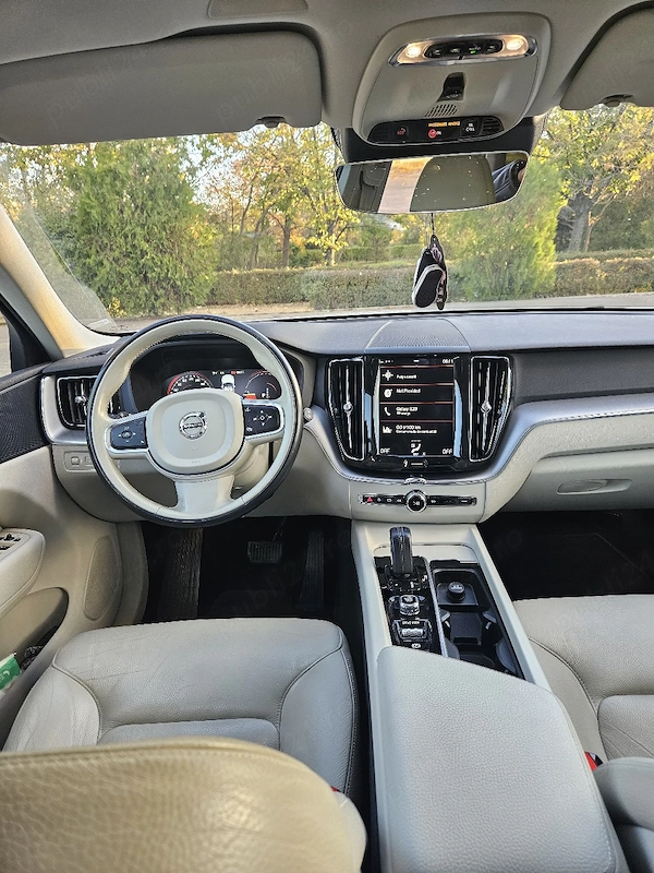 VOLVO XC60 2020 — imagine 2