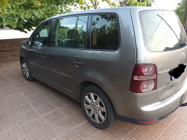 VOLKSWAGEN Touran 2008 — imagine 3
