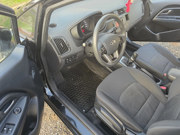 KIA Rio 2013 — imagine 5
