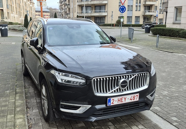 VOLVO XC90 2021 — imagine 2