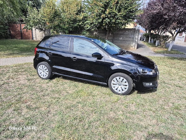 VOLKSWAGEN Polo 2012 — imagine 3
