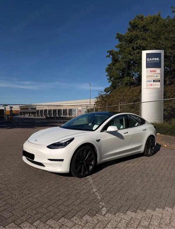 TESLA Model 3 2020 — imagine 7