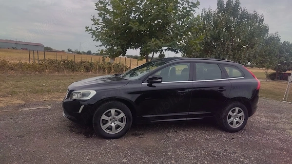 VOLVO XC60 2016 — imagine 3
