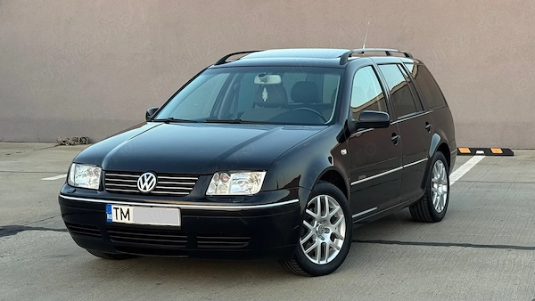 Volkswagen Bora HIGHLINE SPECIAL 1.9 TDI Diesel (Golf)