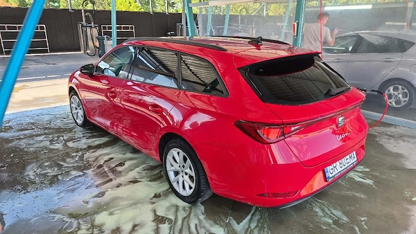 SEAT Leon 2022 — imagine 2