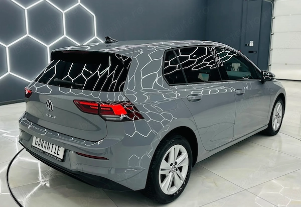 VOLKSWAGEN Golf 2023 — imagine 4