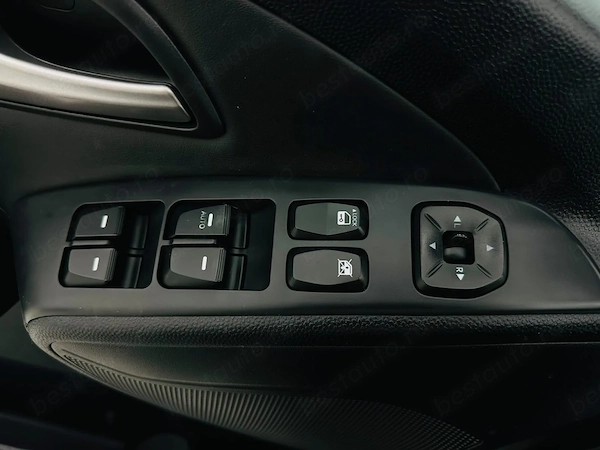HYUNDAI ix35 2011 — imagine 13