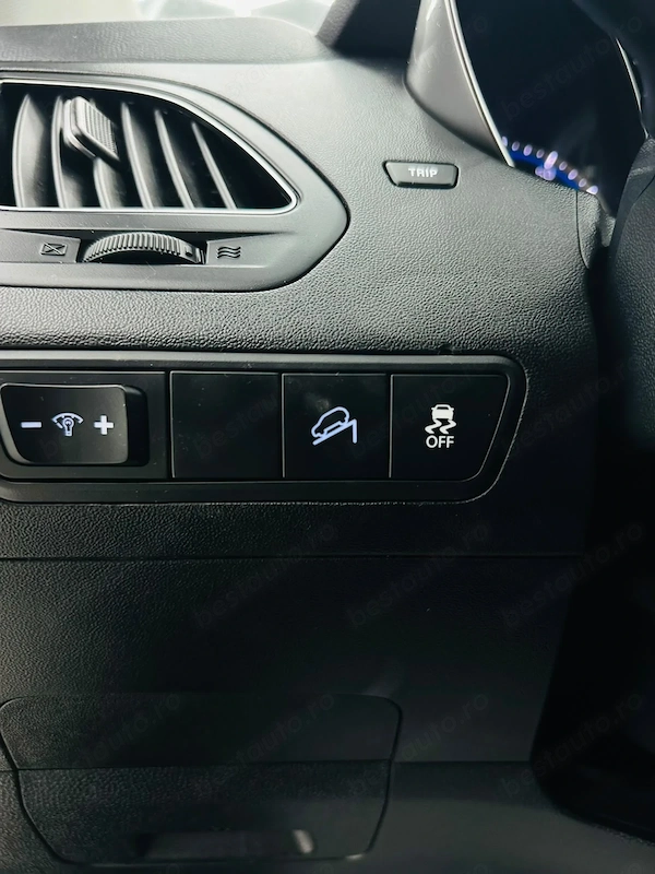 HYUNDAI ix35 2011 — imagine 12