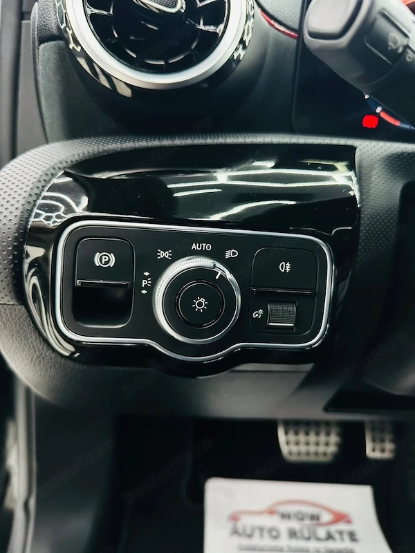 MERCEDES-BENZ A-Class 2020 — imagine 12