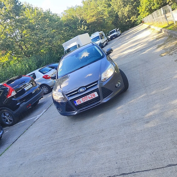 FORD Focus 2014 — imagine 4