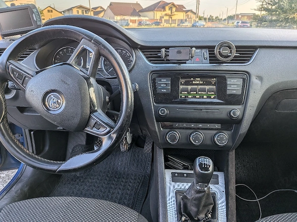 SKODA Octavia 2016 — imagine 3