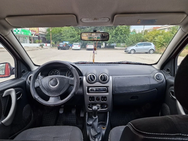DACIA Sandero Stepway 2011 — imagine 4