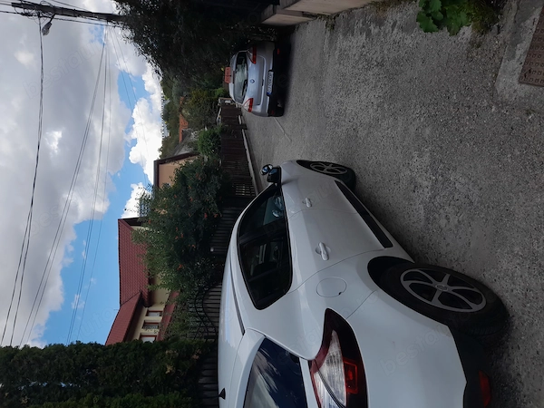RENAULT Megane 2015 — imagine 11