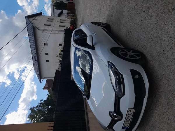 RENAULT Megane 2015 — imagine 9