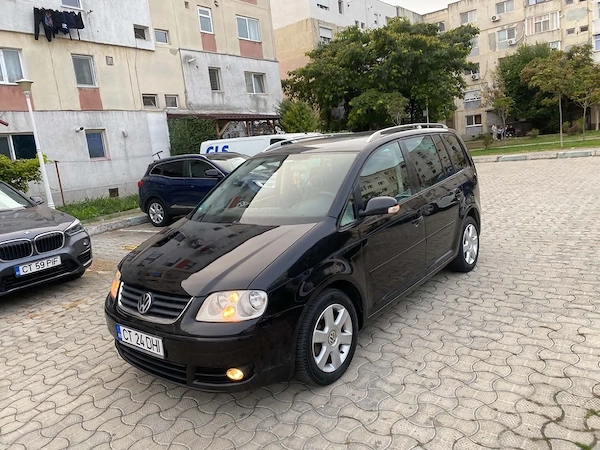 VOLKSWAGEN Touran 2005 — imagine 4