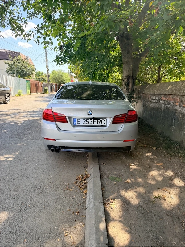 BMW 5 Series 2011 — imagine 4