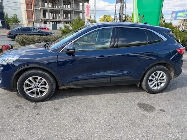 FORD Kuga 2021 — imagine 10
