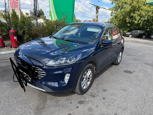 FORD Kuga 2021 — imagine 9