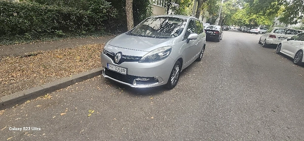 RENAULT Grand Scenic