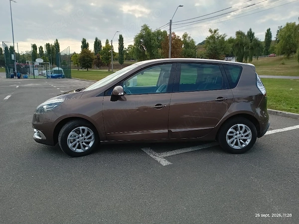 RENAULT Scenic 2013 — imagine 2