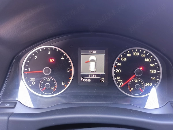 VOLKSWAGEN Tiguan 2012 — imagine 8
