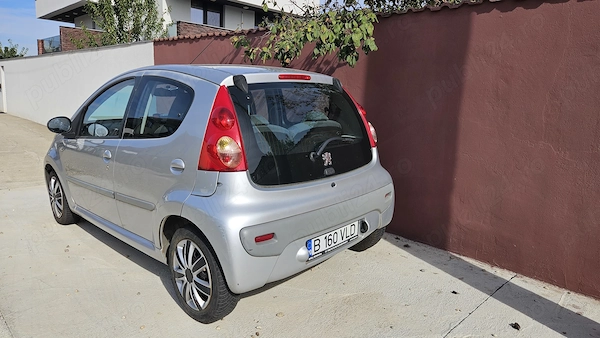 PEUGEOT 107