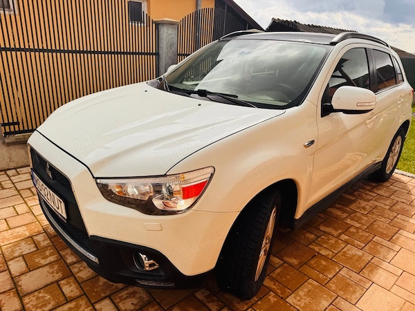 MITSUBISHI ASX