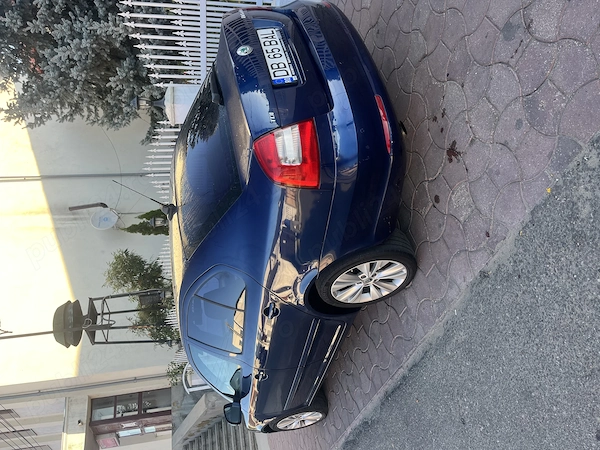 SKODA Octavia 2012 — imagine 2