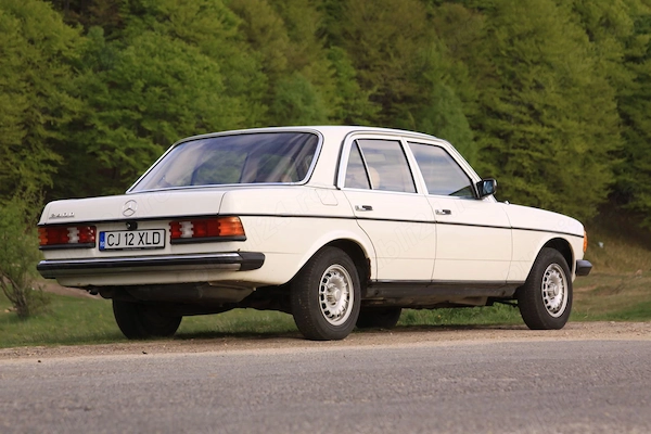 MERCEDES-BENZ E-Class 1984 — imagine 5