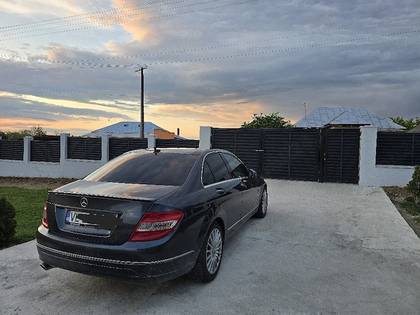 MERCEDES-BENZ E-Class 2010 — imagine 4