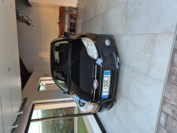 FORD Focus 2012 — imagine 9