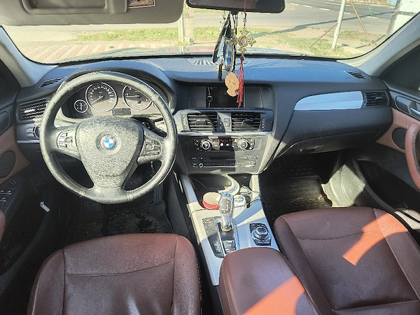 BMW iX3 2011 — imagine 10