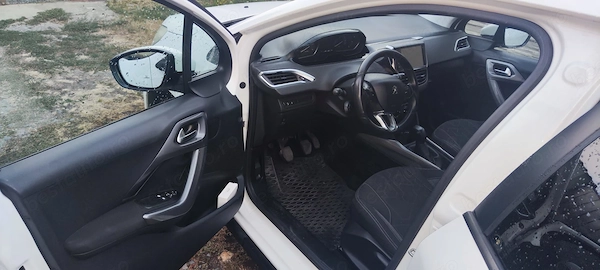 PEUGEOT 2008 2017 — imagine 4