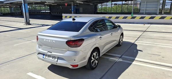 DACIA Logan 2023 — imagine 4