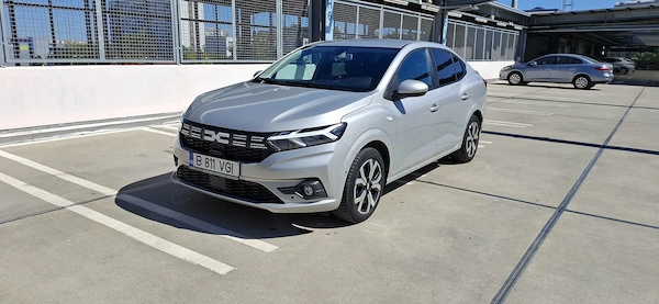 DACIA Logan 2023 — imagine 2