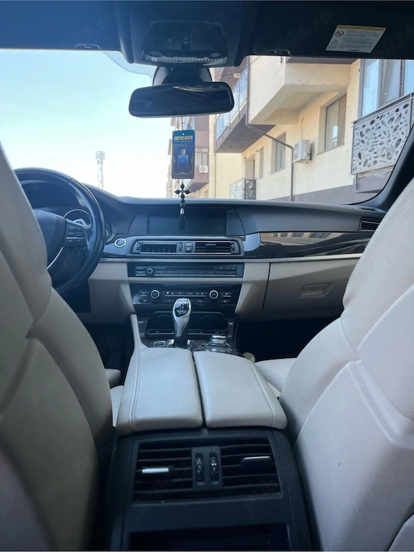 BMW 5 Series 2011 — imagine 2