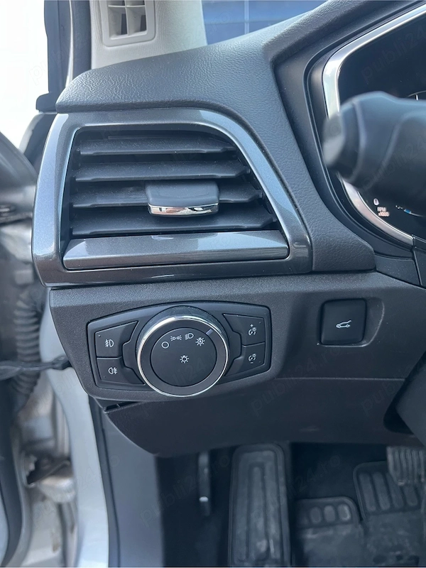FORD Mondeo 2020 — imagine 8