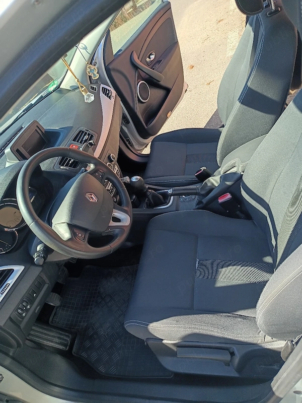 RENAULT Megane 2009 — imagine 10