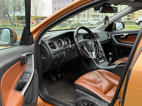 VOLVO S60 2012 — imagine 6