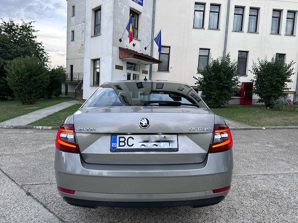 SKODA Octavia 2018 — imagine 3