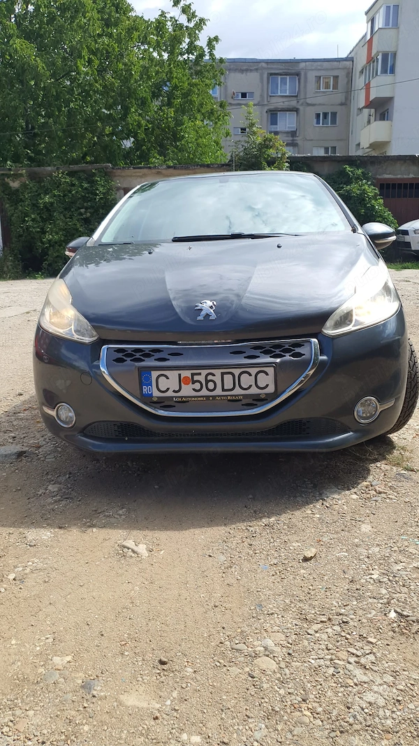 PEUGEOT 208 2012 — imagine 4