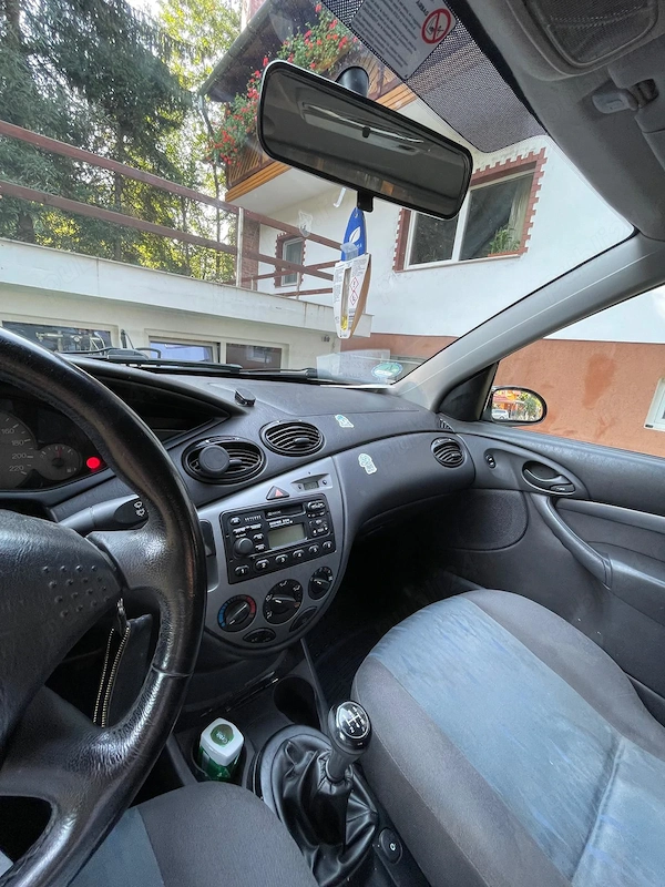 FORD Focus 2002 — imagine 6