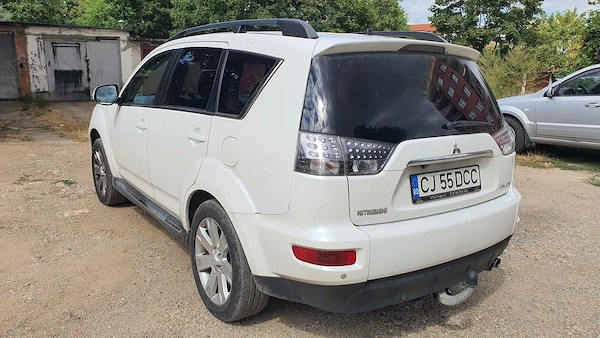 MITSUBISHI Outlander 2011 — imagine 3